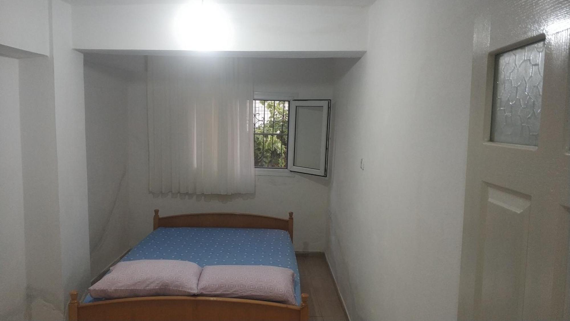Villa Havuzlu Sitede Bahce Kati Kuşadası